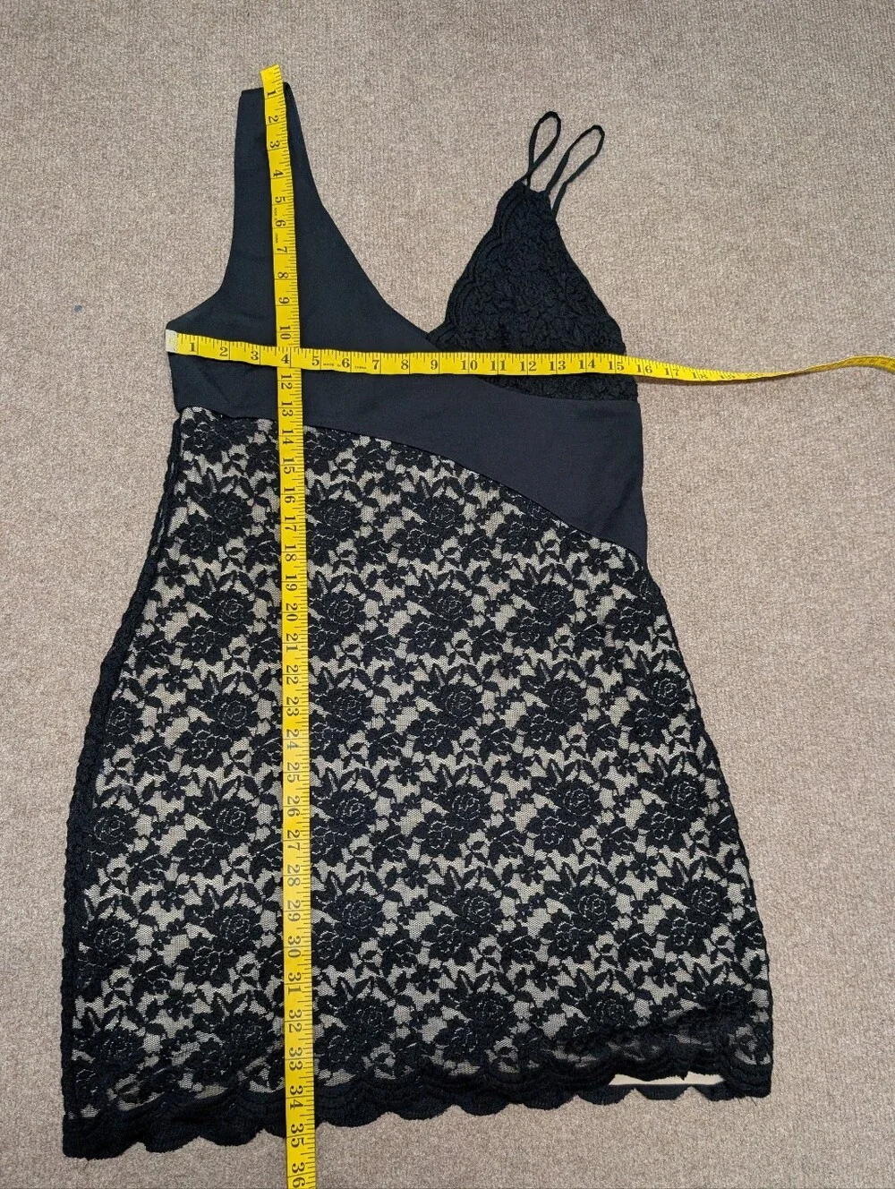 FREE PEOPLE Lower East Side Lace-Contrast Mini Dress Asymmetrical (Large)